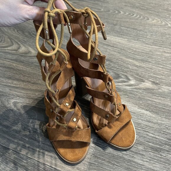 Charlotte Russe Diem Gladiator Caged Heels Sandals Size 6 Camel Faux Suede Strap - Picture 4 of 8